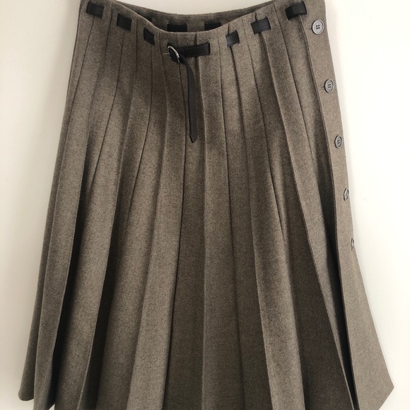 *SOLD* Belted Hermès wool skirt / Never worn - Picture 1 of 7